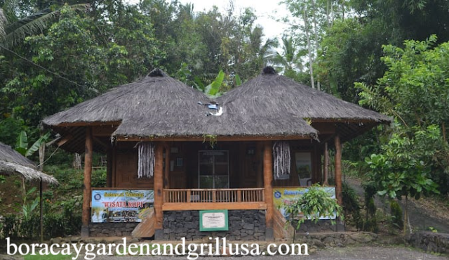 Wisata Budaya Kampung Kuta Ciamis